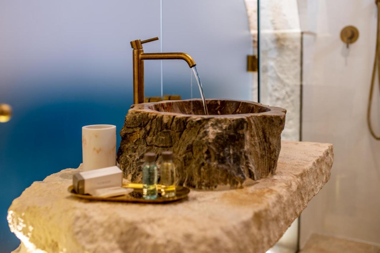 Отель Aroma Luxury Остуни Экстерьер фото